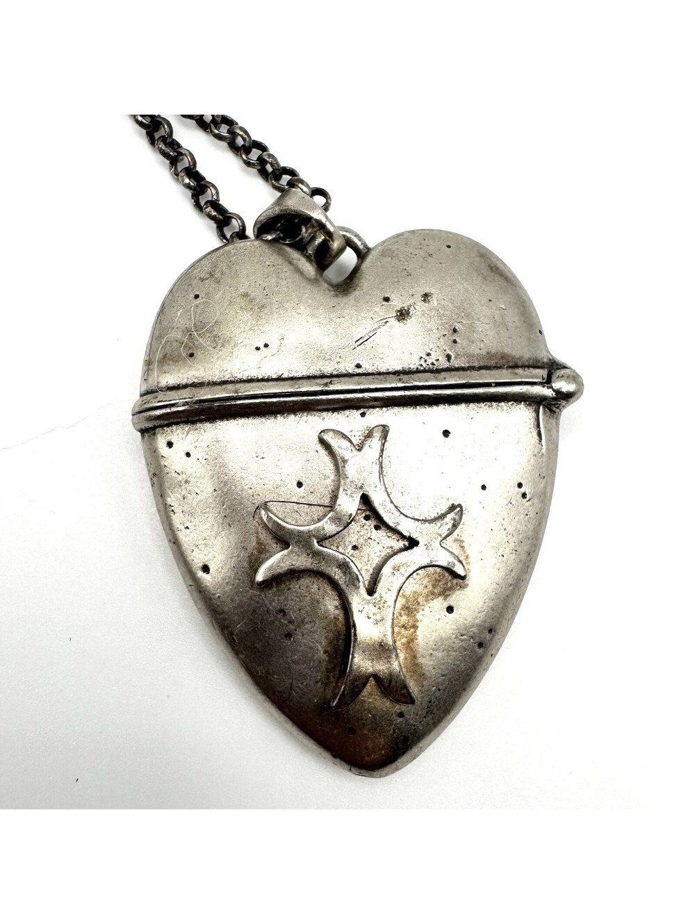 Gothic Silver Tone Puffy Heart Locket Pendant Necklace Magnetic LONG 30”